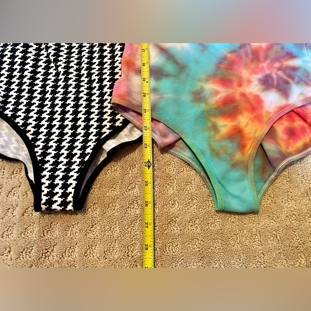 Lot of 2 American Apparel bodysuits - Picture 3 of 5